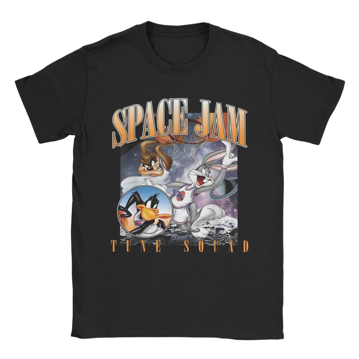 COMFORTHere black cotton t-shirt features Bugs Bunny, Daffy Duck, and Tazmanian Devil from Space Jam in a dynamic basketball scene.
