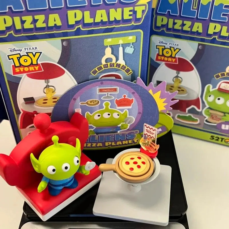 Toy Story Pizza Planet Alien PVC Collectible Figure – 52TOYS COMFORT