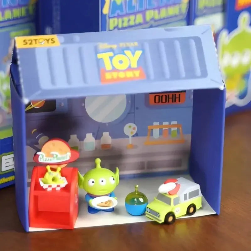 Toy Story Pizza Planet Alien PVC Collectible Figure – 52TOYS COMFORT