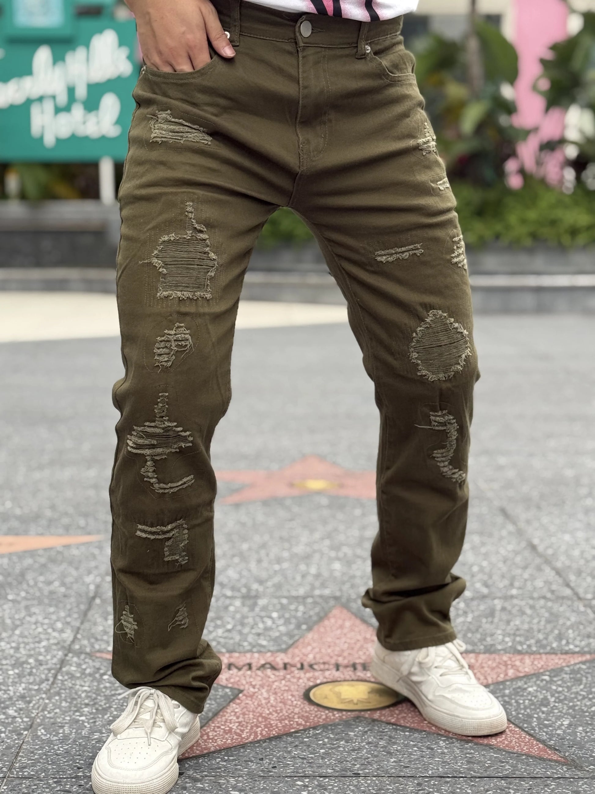 Fashionable Men's Jeans Exquisite Embroidery Patched And Mended Holes Trendy And Versatile Discounted And Free Shipping LS