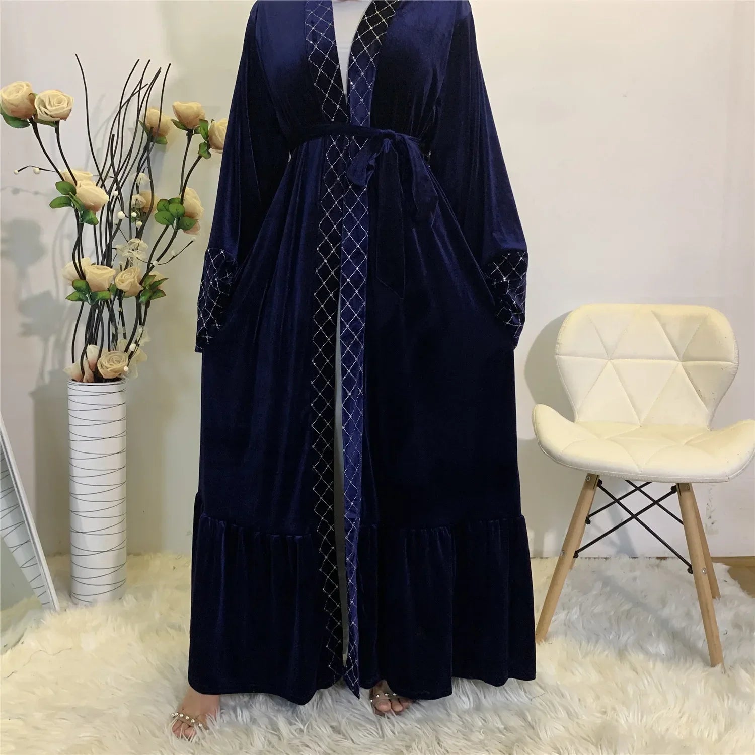 Autumn and Winter Long Sleeve Abayas Corduroy Velvet Cardigan Abaya for Women Solid Warmth Muslim Dress Women Eid Caftan Evening