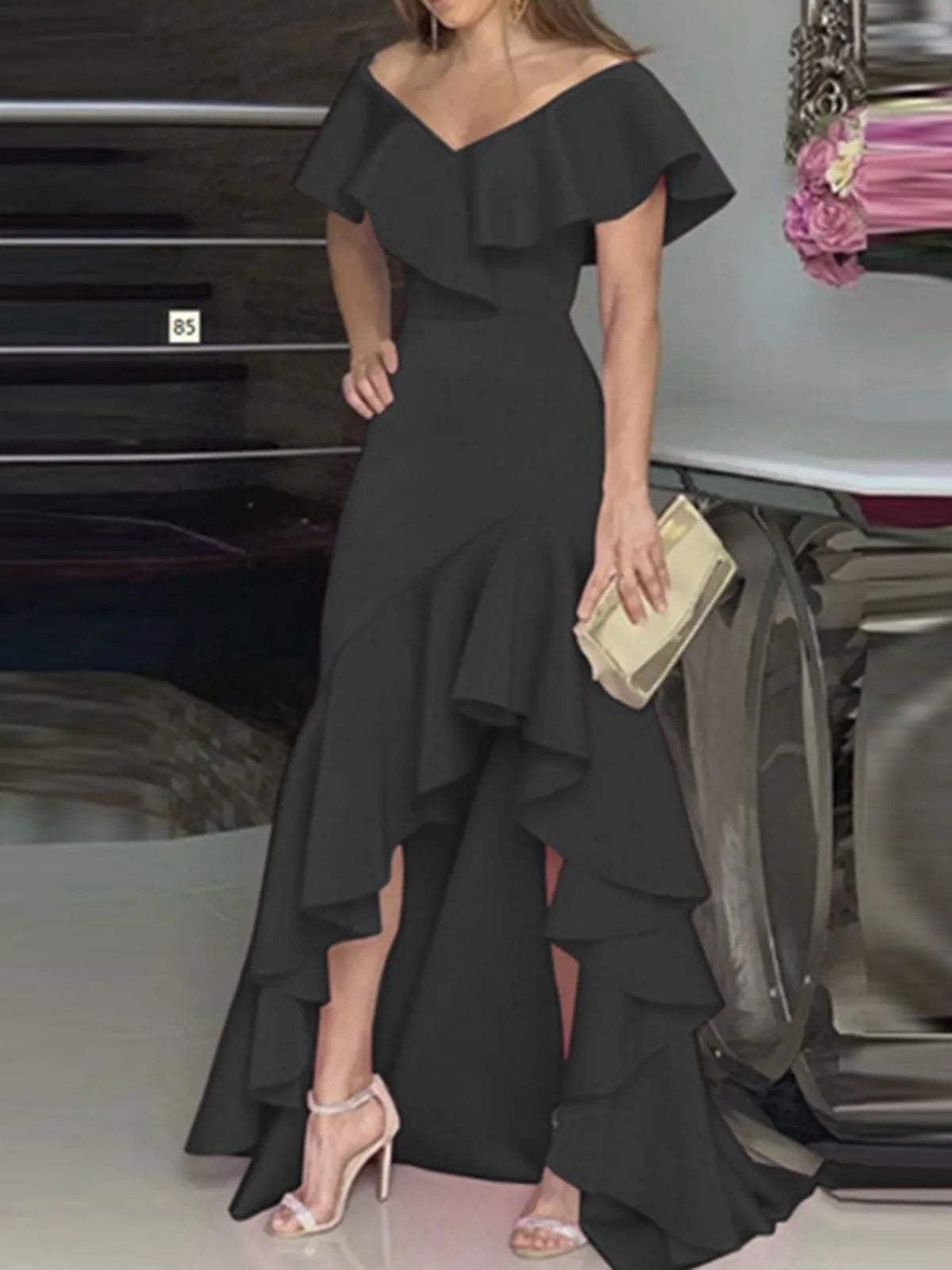 Beauty style elegant V-neck ruffled irregular elegant dress black