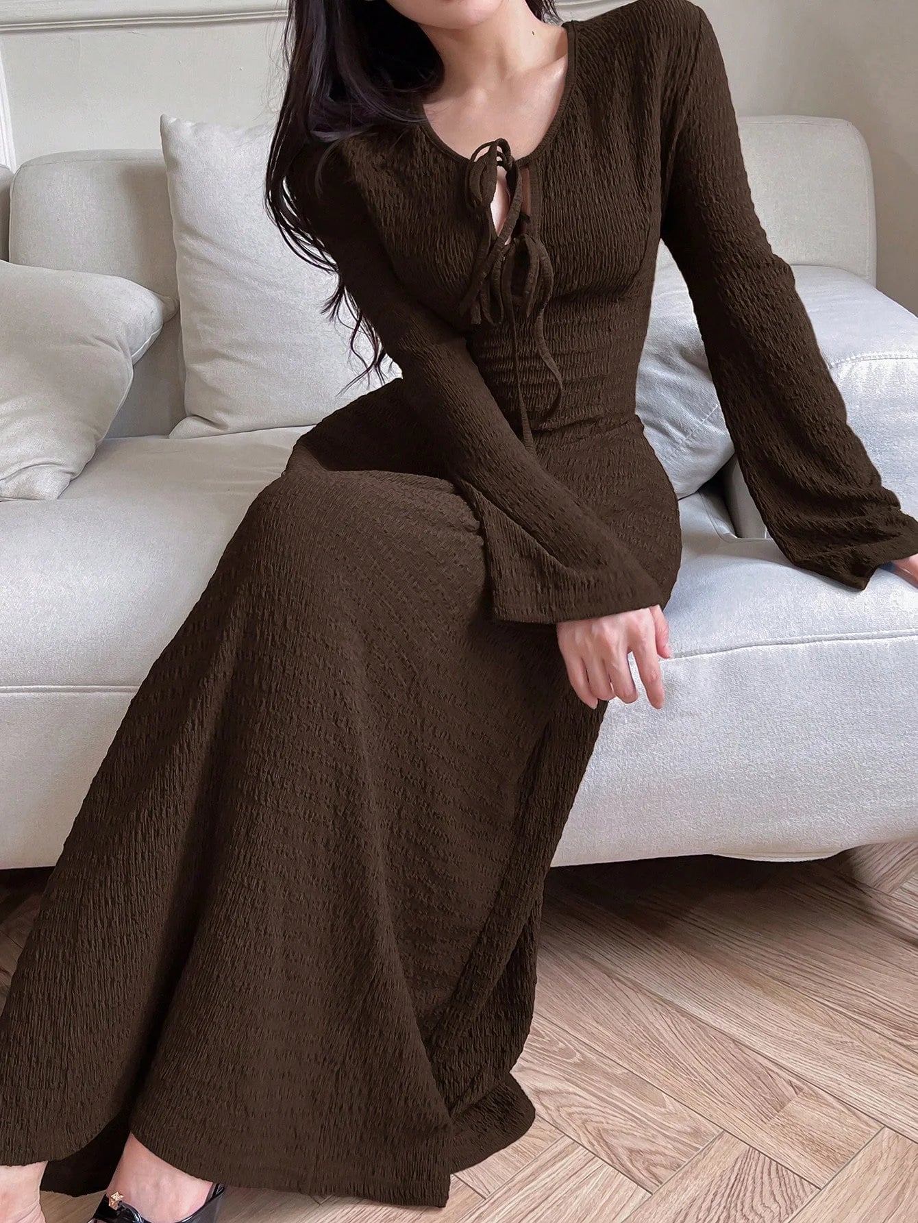 Elegant lady's long-sleeved simple basic solid-color dress Coffee
