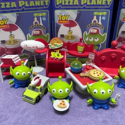 Toy Story Pizza Planet Alien PVC Collectible Figure – 52TOYS COMFORT
