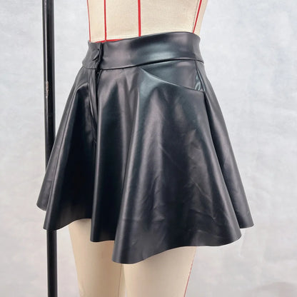 Women's High-Waisted PU Leather Pants Short Slim Fit Fashionable Casual Shorts for Autumn Winter Seasonal Wear