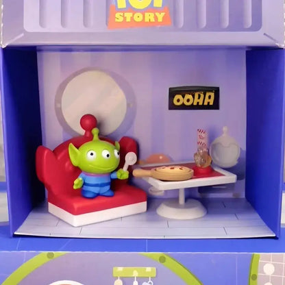 Toy Story Pizza Planet Alien PVC Collectible Figure – 52TOYS COMFORT