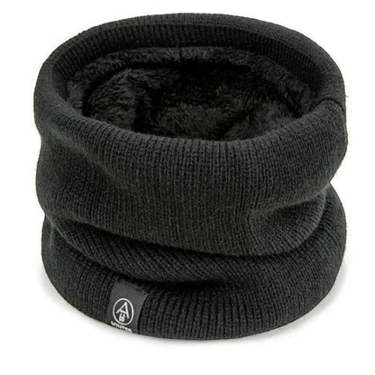 COMFORT black knit neck gaiter scarf with plush fleece lining for warmth and versatility.
