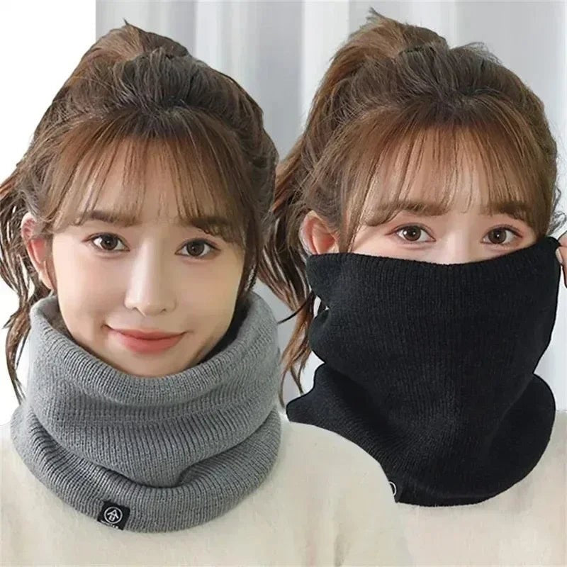 COMFORT grey and black knit neck gaiter scarves with fleece lining for warmth. Versatile winter accessory.