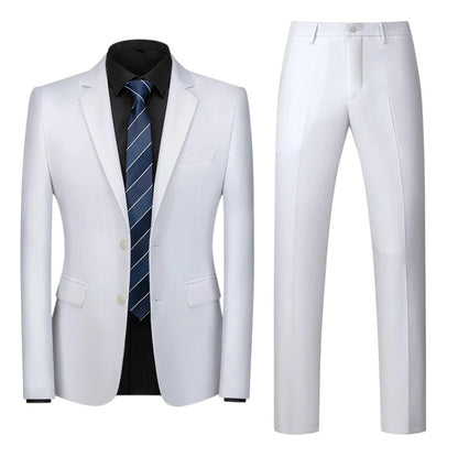 COMFORTH Men's white two-piece suit set with notch lapel jacket and flat front trousers. Polyester-viscose blend.
