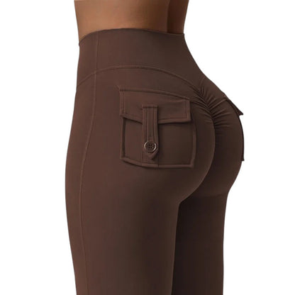 COMFORTHigh waisted brown yoga pants with ruched back detail and functional cargo pockets.