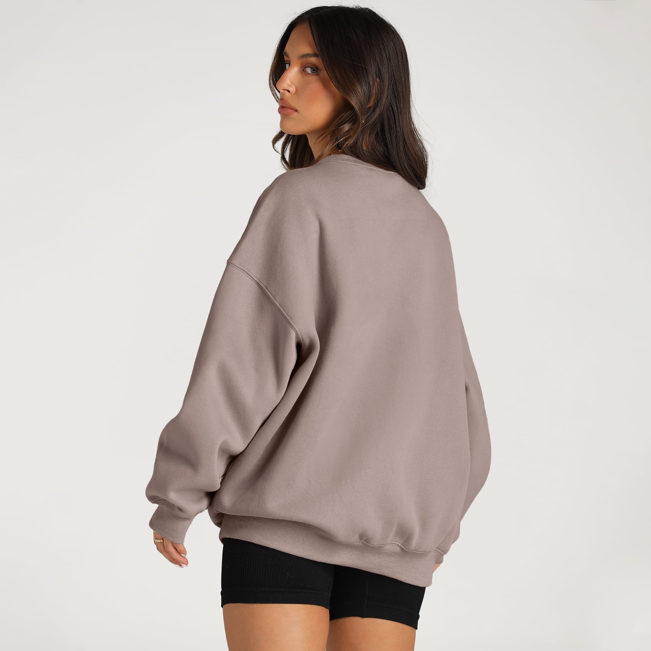 Chic & Cozy Oversized Crewneck Sweatshirts for Women - Y2K Hoodies & Casual Fall Fashion Pullover Sweaters